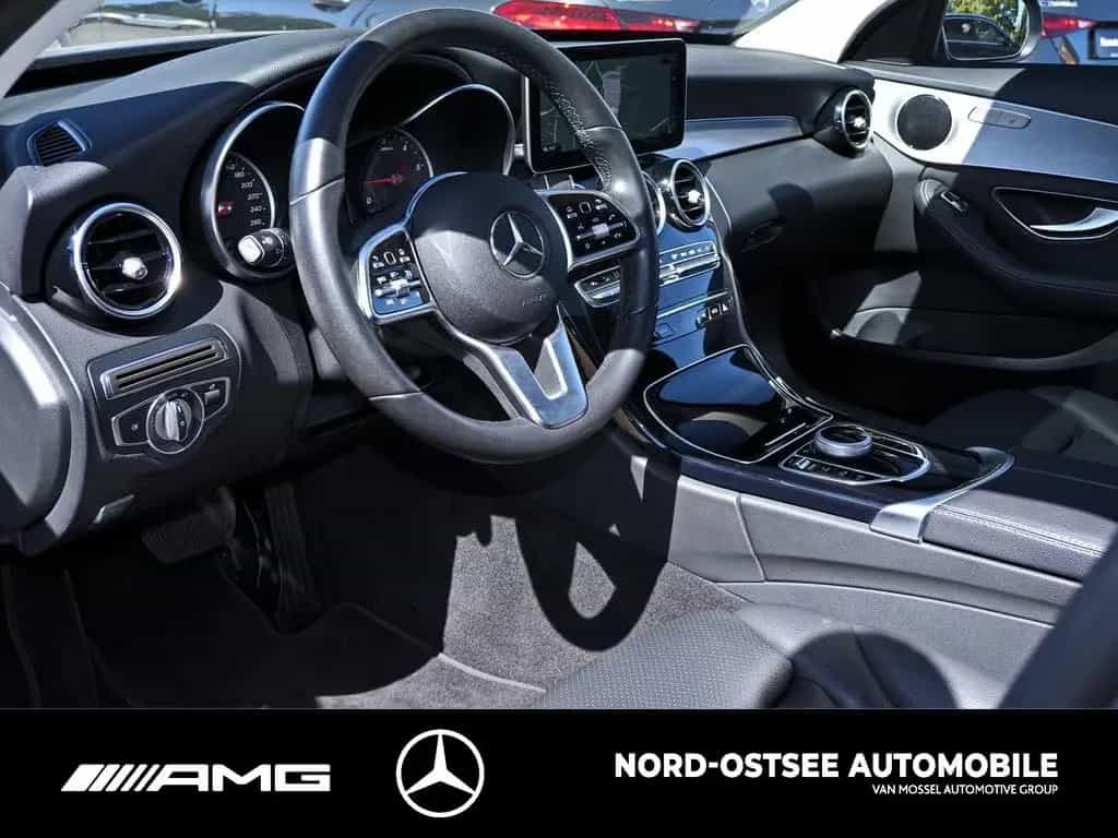 Mercedes-Benz C 220 d AVANTGARDE PANO PARKPAKET LED 9G NAVI SH 05/2019-photo-6