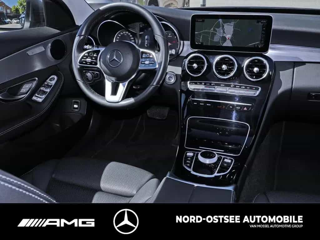 Mercedes-Benz C 220 d AVANTGARDE PANO PARKPAKET LED 9G NAVI SH 05/2019-photo-8