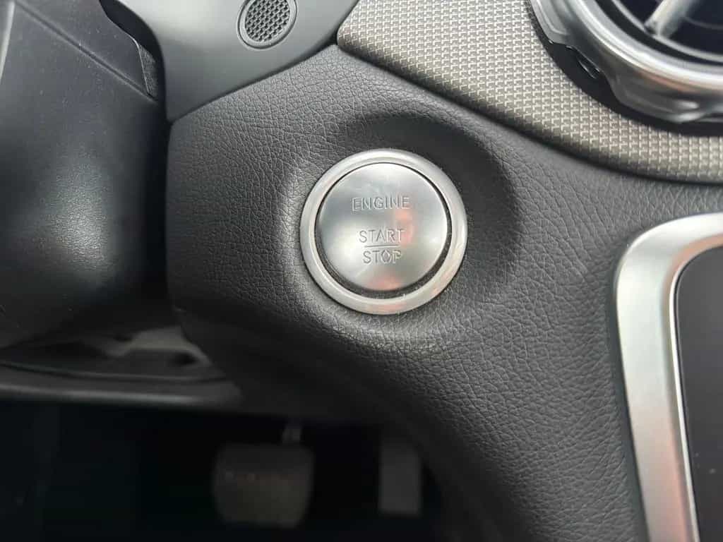 Mercedes-Benz GLA 220 4M/ AHK/ Kam/ MB-Checkheft/ Unfallfrei 01/2019-photo-15