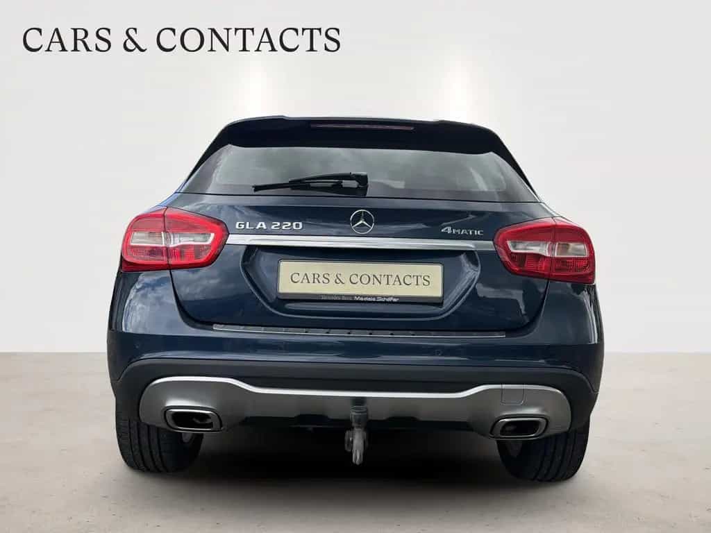 Mercedes-Benz GLA 220 4M/ AHK/ Kam/ MB-Checkheft/ Unfallfrei 01/2019-photo-4