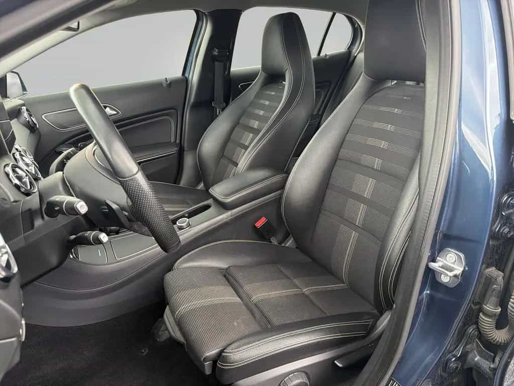 Mercedes-Benz GLA 220 4M/ AHK/ Kam/ MB-Checkheft/ Unfallfrei 01/2019-photo-8