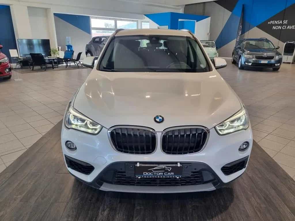 BMW X1 xdrive18d Advantage auto 02/2019-photo-1