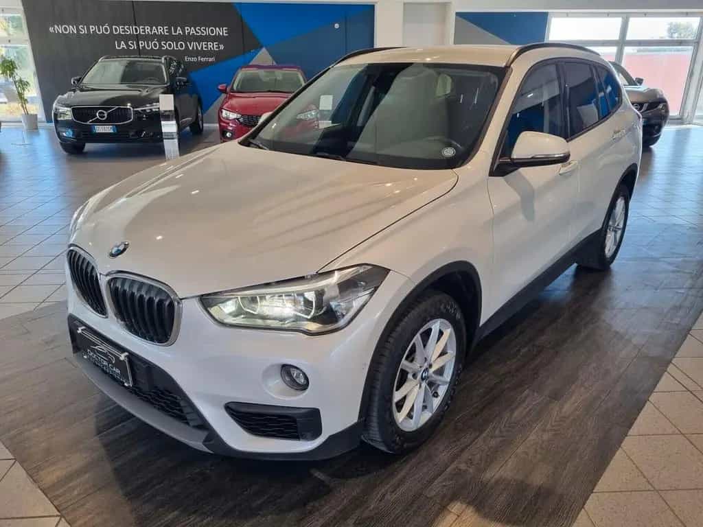 BMW X1 xdrive18d Advantage auto 02/2019-photo-2