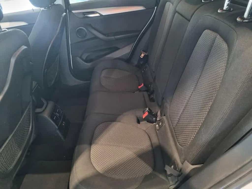 BMW X1 xdrive18d Advantage auto 02/2019-photo-8