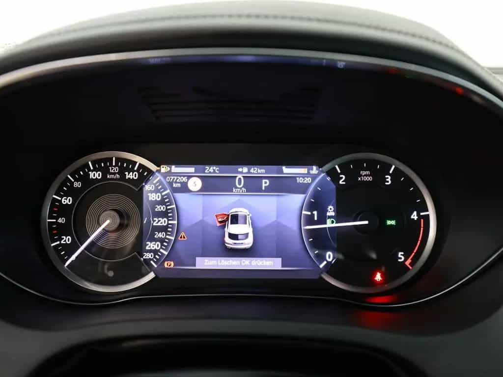 Jaguar E-Pace 2.0D AWD 02/2022-photo-14