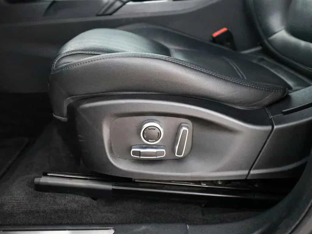 Jaguar E-Pace 2.0D AWD 02/2022-photo-21