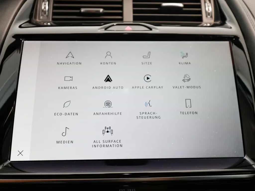Jaguar E-Pace 2.0D AWD 02/2022-photo-9