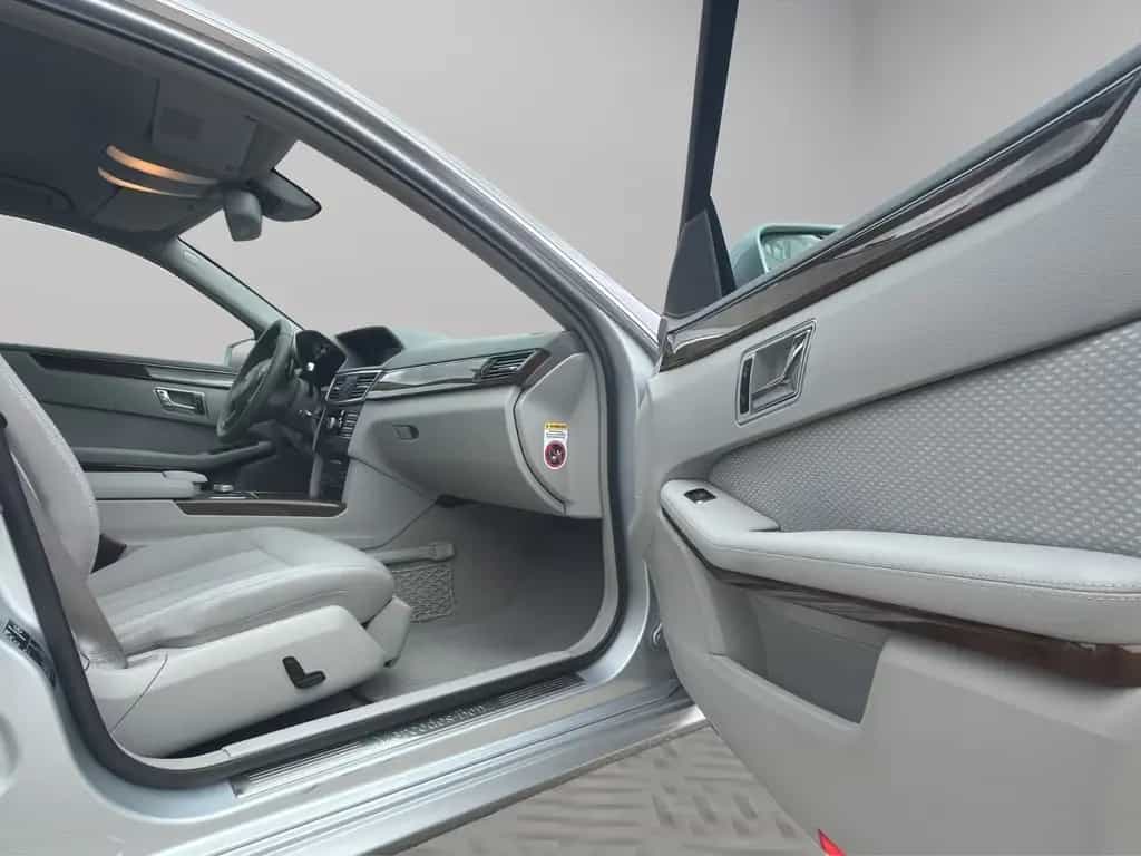 Mercedes-Benz E 350 Limousine CGI BlueEfficiency ELEGANCE 04/2009-photo-12
