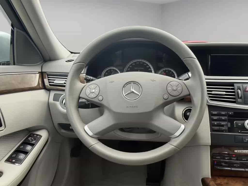 Mercedes-Benz E 350 Limousine CGI BlueEfficiency ELEGANCE 04/2009-photo-18