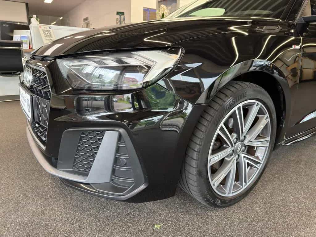Audi A1 Sportback 30 TFSI DSG S-line NAVI LED Klima 01/2020-photo-2