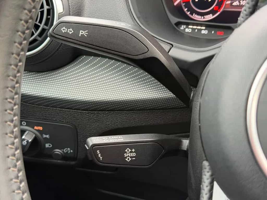 Audi Q2 sport S-Line + *OPTIKPAKET SCHWARZ*VOLL* 10/2017-photo-17