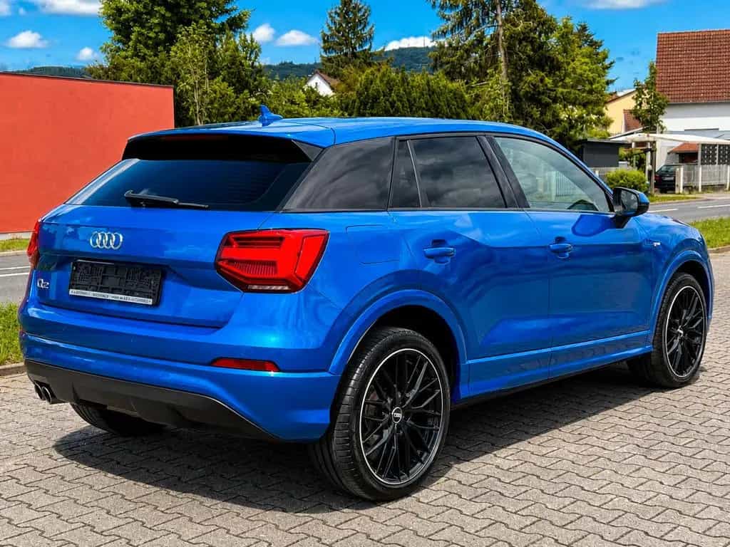 Audi Q2 sport S-Line + *OPTIKPAKET SCHWARZ*VOLL* 10/2017-photo-3