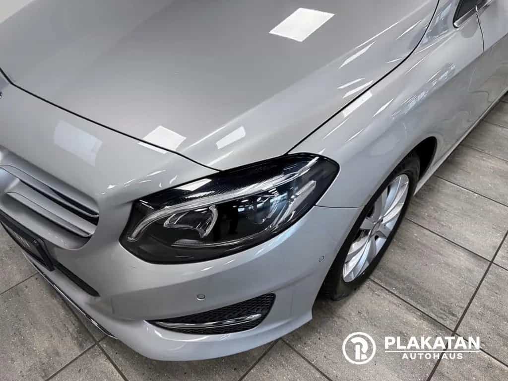 Mercedes-Benz B 180 Urban LED Navi 2Hand MB-Service 08/2015-photo-8