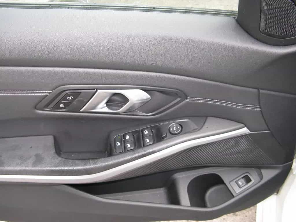 BMW 320 d Touring xDrive LED NAVI SHZ HIFI S-SITZ 1 01/2021-photo-13
