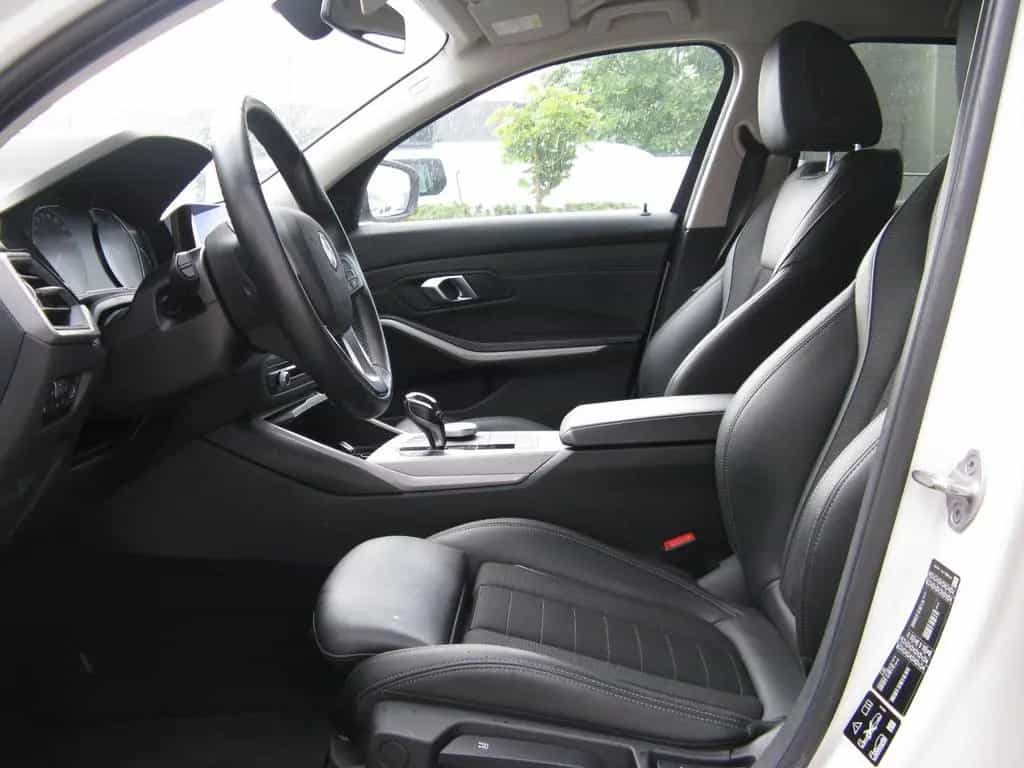 BMW 320 d Touring xDrive LED NAVI SHZ HIFI S-SITZ 1 01/2021-photo-8