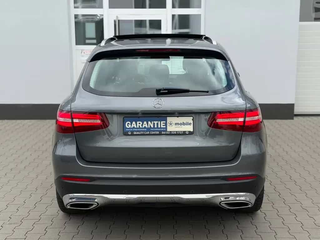 Mercedes-Benz GLC 250 4Matic 9G EXCLUSIV *PANO*AHK*AMBIENTE* 10/2017-photo-23