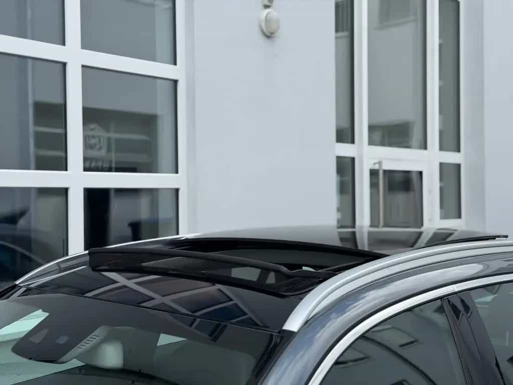 Mercedes-Benz GLC 250 4Matic 9G EXCLUSIV *PANO*AHK*AMBIENTE* 10/2017-photo-4