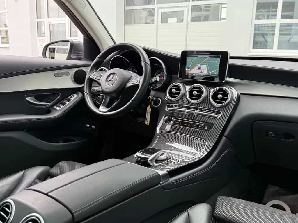 Mercedes-Benz GLC 250 4Matic 9G EXCLUSIV *PANO*AHK*AMBIENTE* 10/2017-photo-7