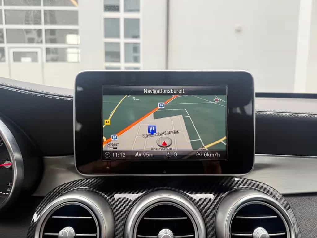Mercedes-Benz GLC 250 4Matic 9G EXCLUSIV *PANO*AHK*AMBIENTE* 10/2017-photo-8