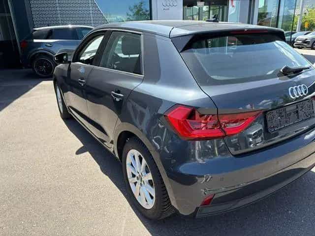 Audi A1 Sportback 30 TFSI LED KAMERA SITZHEIZUNG 11/2021-photo-5