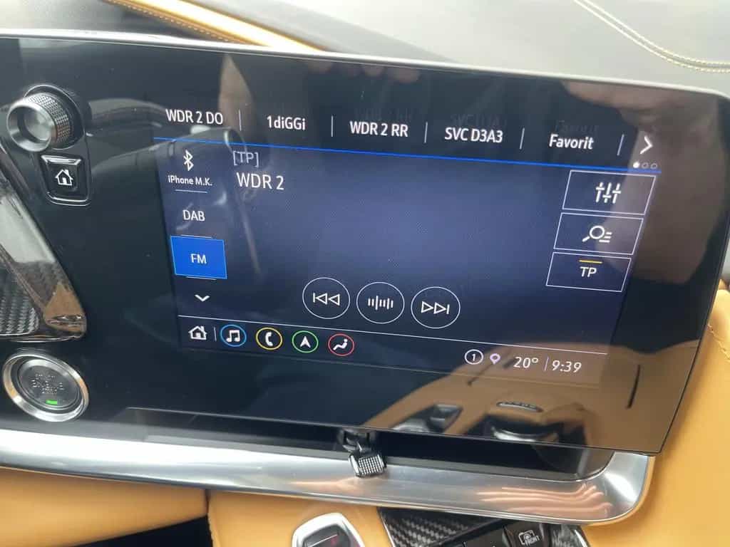 Corvette C8 Coupe 6,2V8 sehr gepflegt 01/2022-photo-26