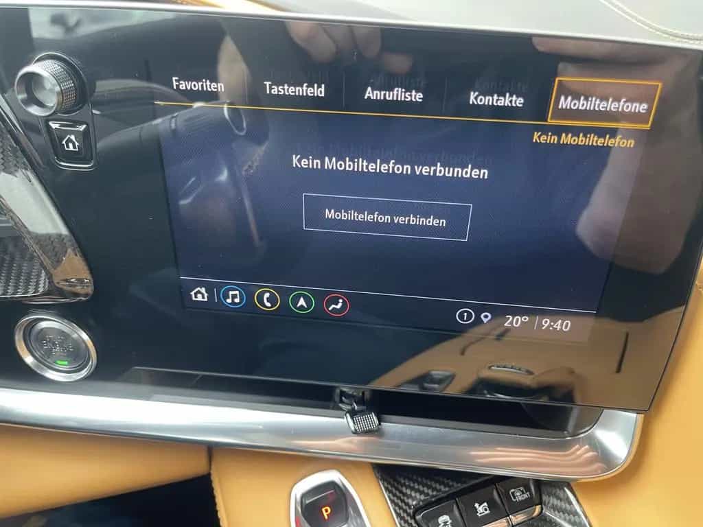 Corvette C8 Coupe 6,2V8 sehr gepflegt 01/2022-photo-28