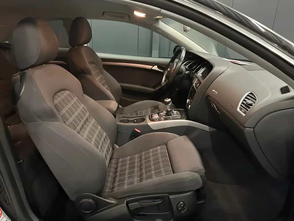 Audi A5 Coupé 2.0 TDI *S-Line/19Zoll ROTOR*NAVI*XENON 05/2014-photo-8