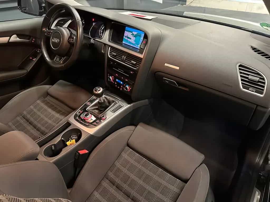 Audi A5 Coupé 2.0 TDI *S-Line/19Zoll ROTOR*NAVI*XENON 05/2014-photo-9