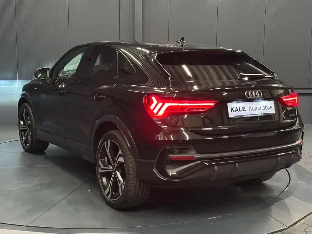 Audi Q3 Sportback 45 TFSI quattro S-Line*20Zoll*Optik 05/2022-photo-2