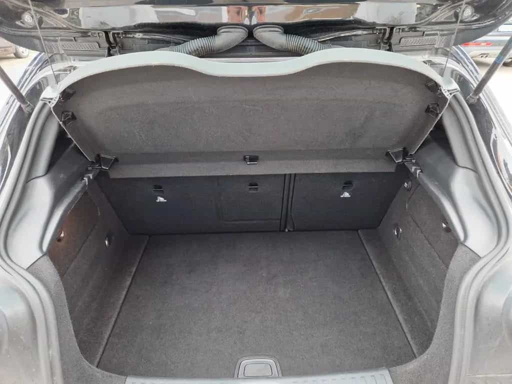 Mercedes-Benz A 180 +Automatik+Scheckheft+Kamera+HU und Öl neu 07/2016-photo-11