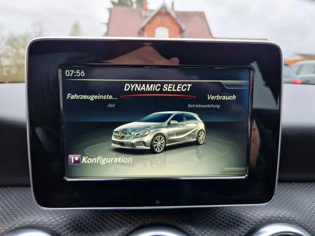 Mercedes-Benz A 180 +Automatik+Scheckheft+Kamera+HU und Öl neu 07/2016-photo-23