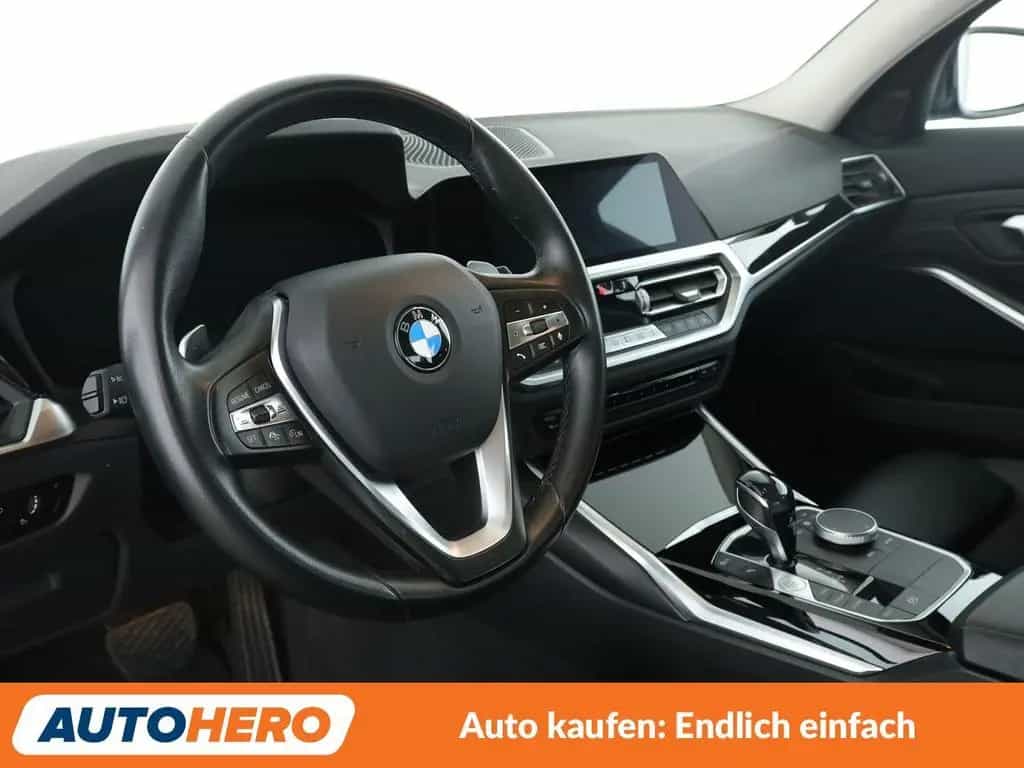 BMW 320 3er 320d Mild-Hybrid Aut.*NAV*HUD*ACC*CAM*PDC* 04/2021-photo-10