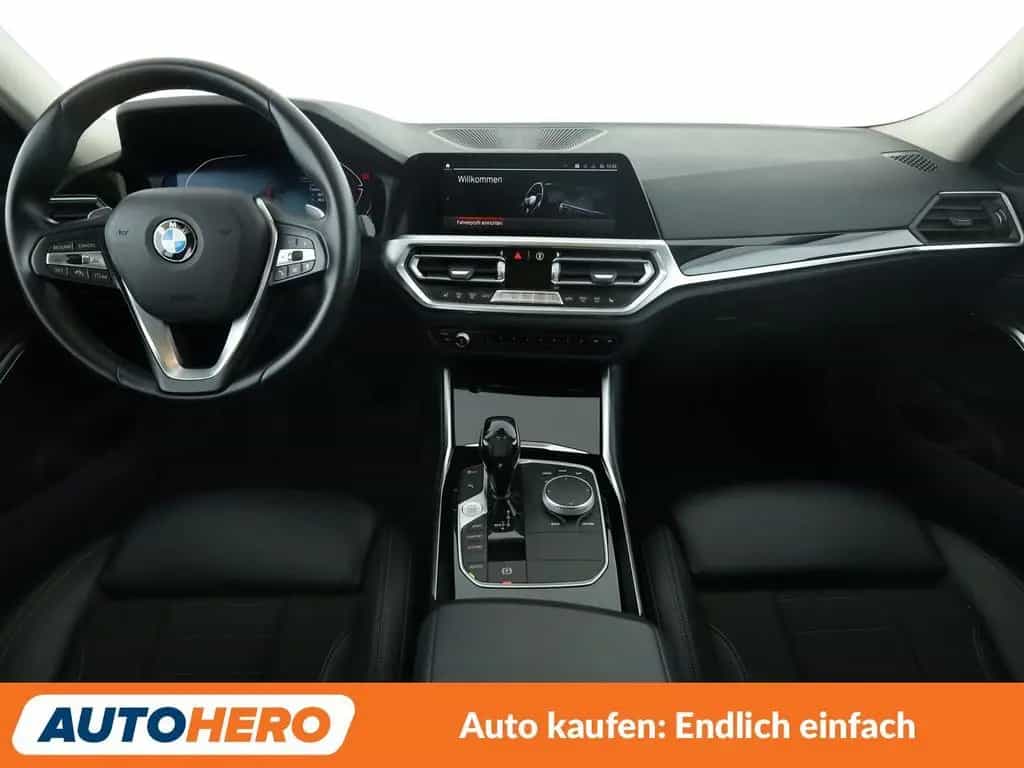 BMW 320 3er 320d Mild-Hybrid Aut.*NAV*HUD*ACC*CAM*PDC* 04/2021-photo-11