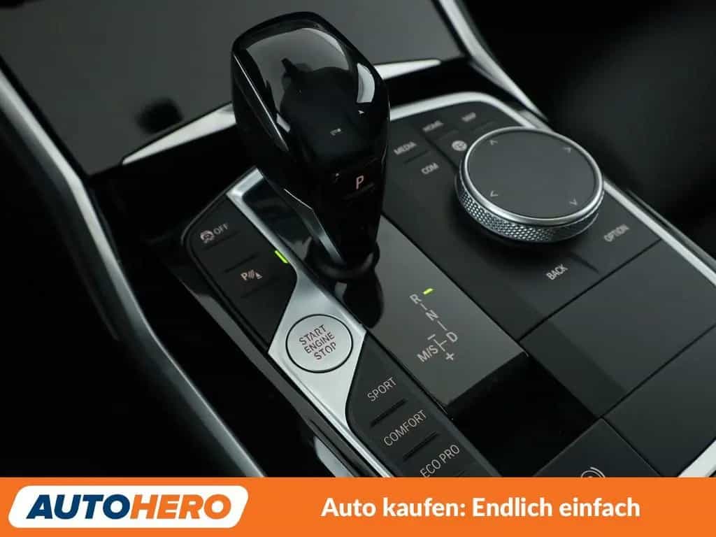 BMW 320 3er 320d Mild-Hybrid Aut.*NAV*HUD*ACC*CAM*PDC* 04/2021-photo-26