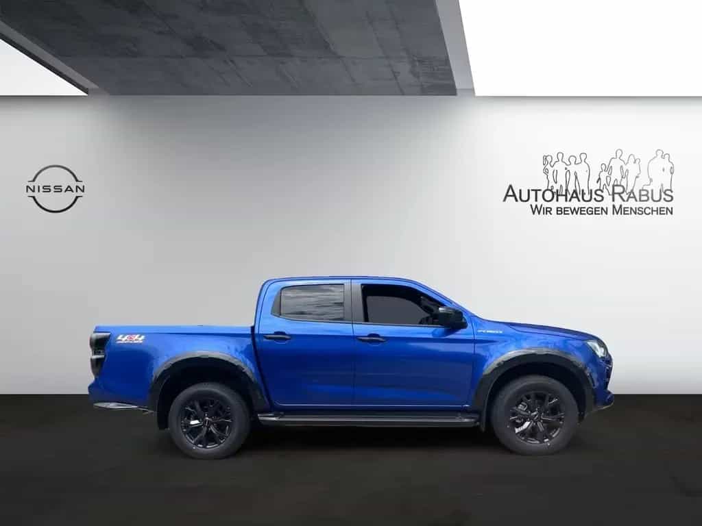 Isuzu D-Max Double Cab 4WD AT V-Cross Kamera SHZ AHK A 05/2025-photo-6