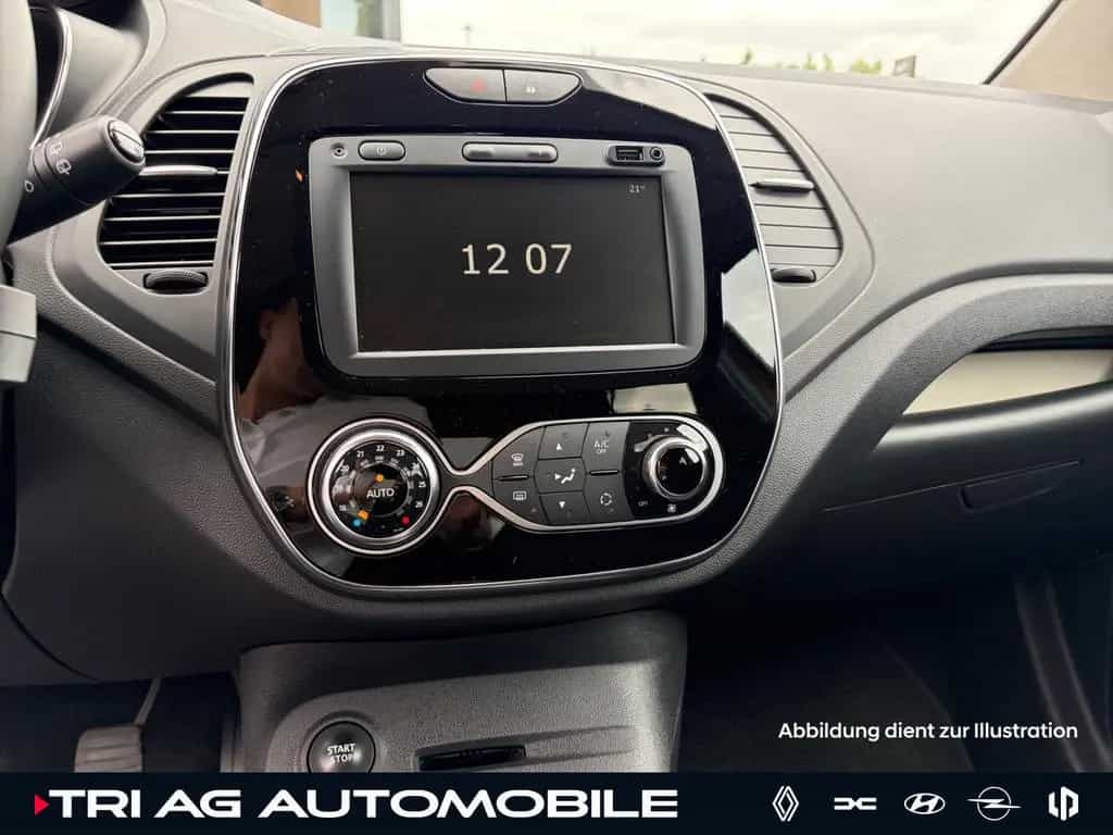 Renault Captur LIMITED 2018 TCe 130 GPF Navigation 08/2019-photo-14