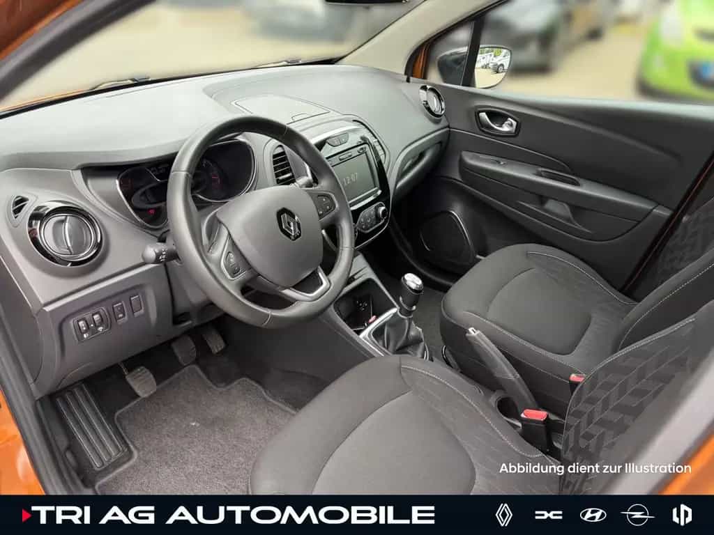 Renault Captur LIMITED 2018 TCe 130 GPF Navigation 08/2019-photo-8