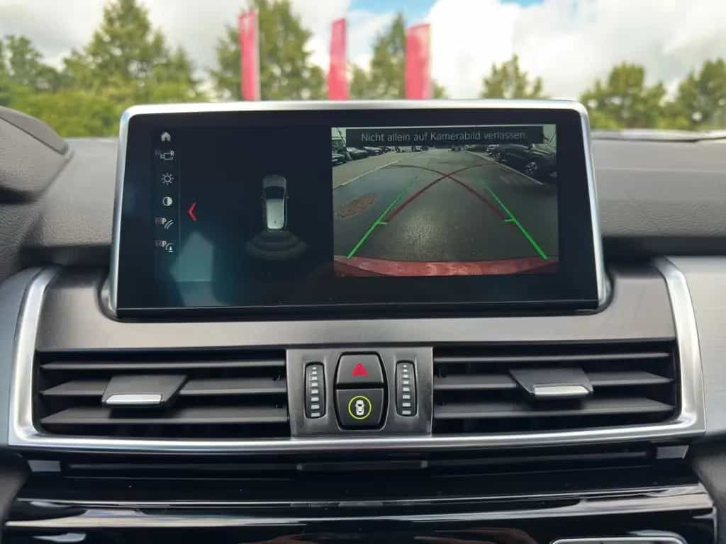 BMW 220 Active Tourer 220i Active Tourer Luxury Kamera Navi Plus Memor 03/2018-photo-13