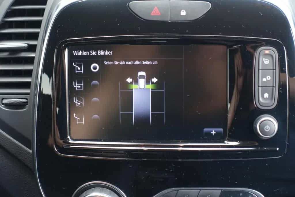 Renault Captur Intens | NAVI | LED | BOSE | Kamera 08/2018-photo-19
