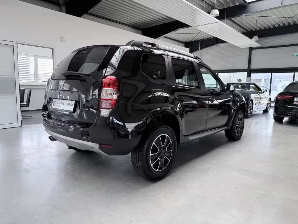 Dacia Duster BLACK SHADOW 4X4 KLIMA+NAV+KAMERA+AHK+TÜV 08/2017-photo-8