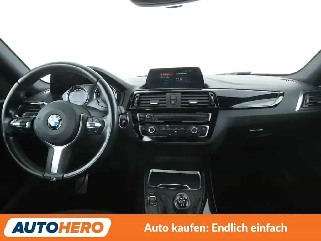 BMW 120 1er 120i Edition M Sport Shadow*NAVI*PDC*SHZ* 12/2017-photo-11