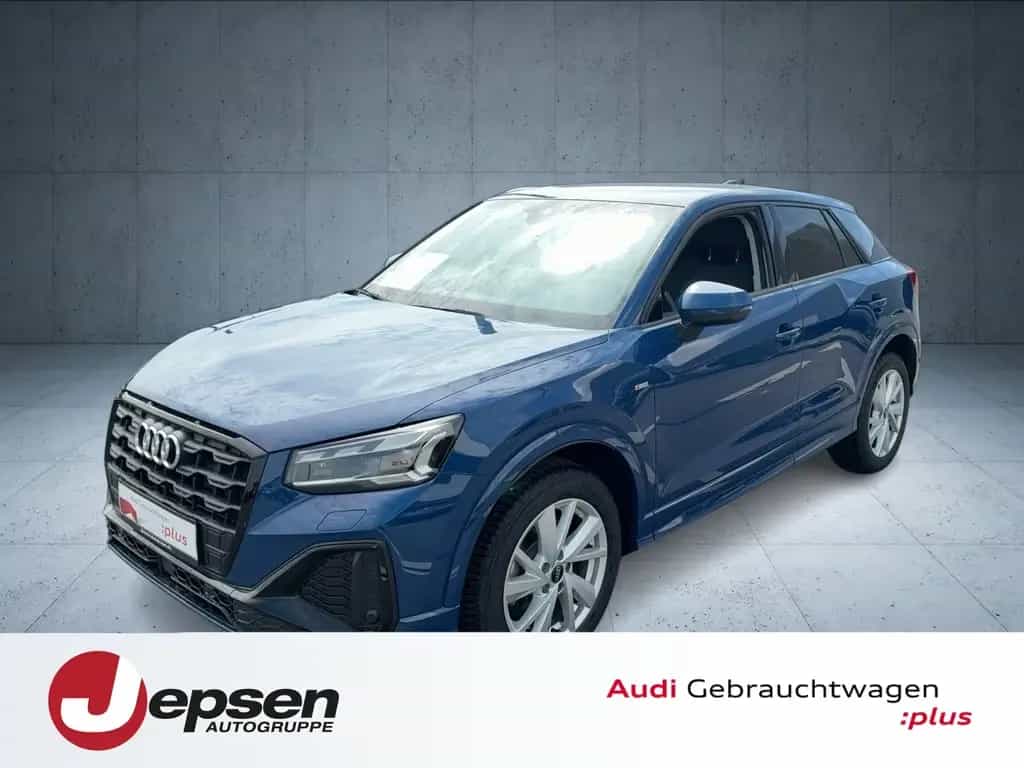 Audi Q2 S line 40 TFSI qu. S tr. Matrix AHK 19 Cam 09/2025-photo-0