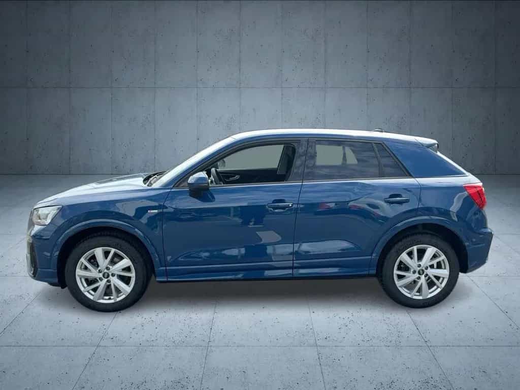 Audi Q2 S line 40 TFSI qu. S tr. Matrix AHK 19 Cam 09/2025-photo-2