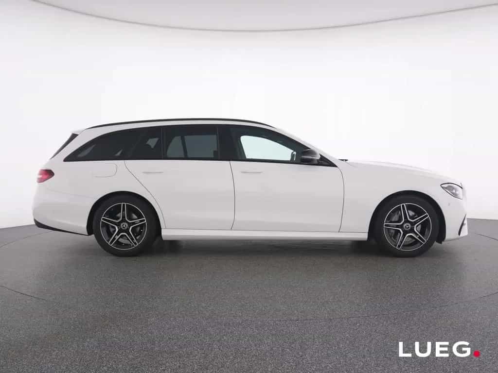 Mercedes-Benz E 200 T AMG+MBUXHighEd+Pano+LED-HP+Night+Mem+RFK 04/2022-photo-10