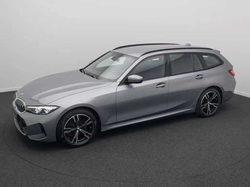 BMW 320 d xD M Sport Komfort DAB Cockpit+ Geschwindig 02/2023-photo-11