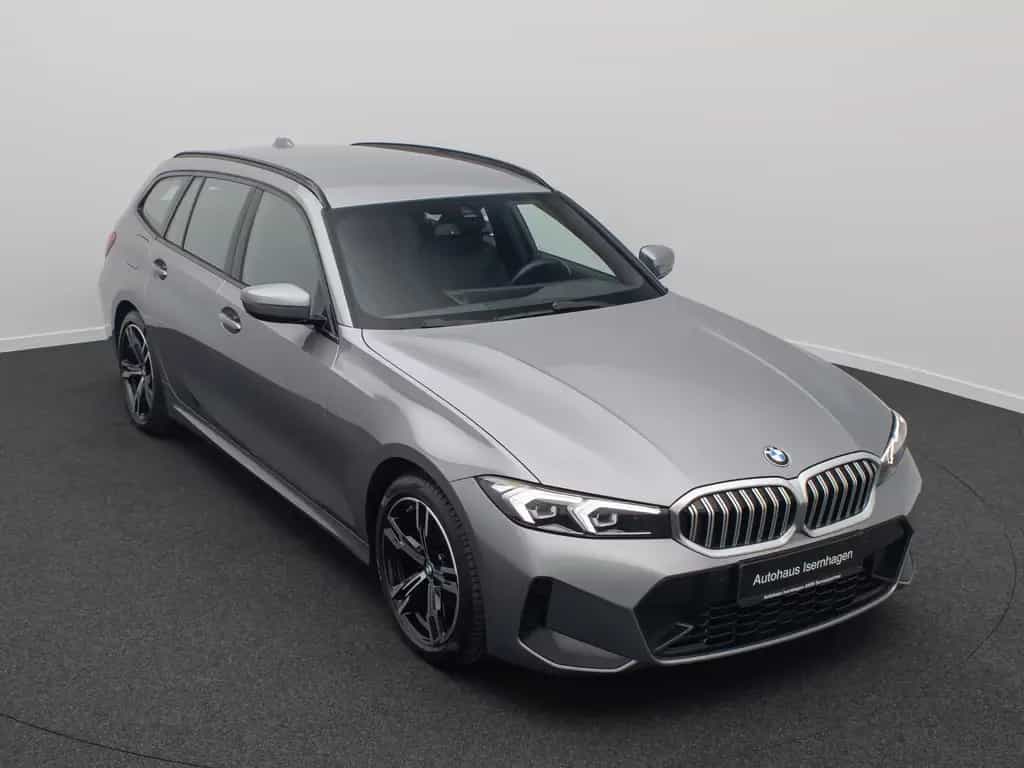 BMW 320 d xD M Sport Komfort DAB Cockpit+ Geschwindig 02/2023-photo-2