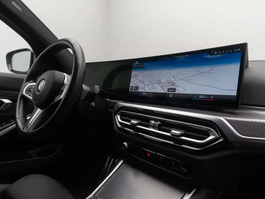 BMW 320 d xD M Sport Komfort DAB Cockpit+ Geschwindig 02/2023-photo-37