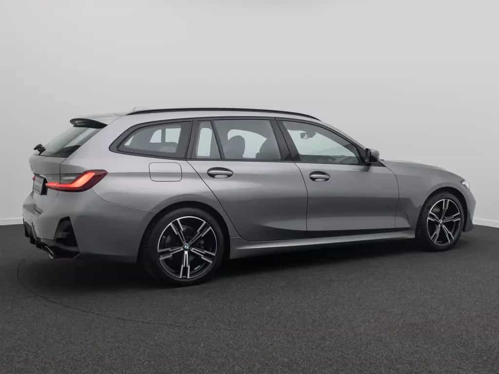 BMW 320 d xD M Sport Komfort DAB Cockpit+ Geschwindig 02/2023-photo-5