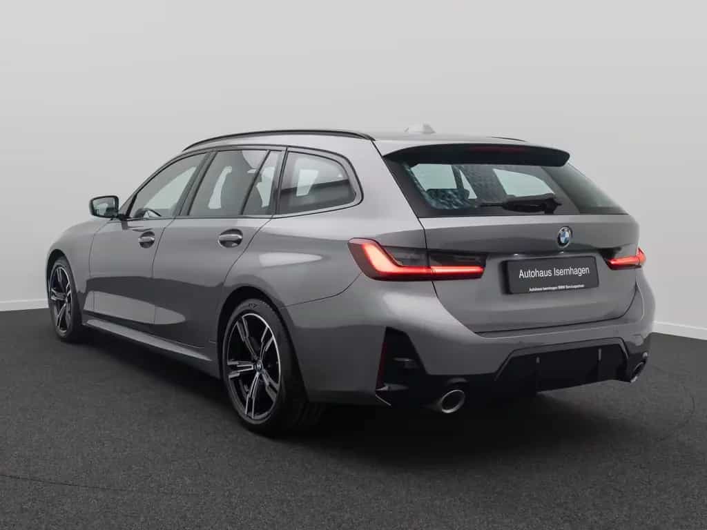 BMW 320 d xD M Sport Komfort DAB Cockpit+ Geschwindig 02/2023-photo-8