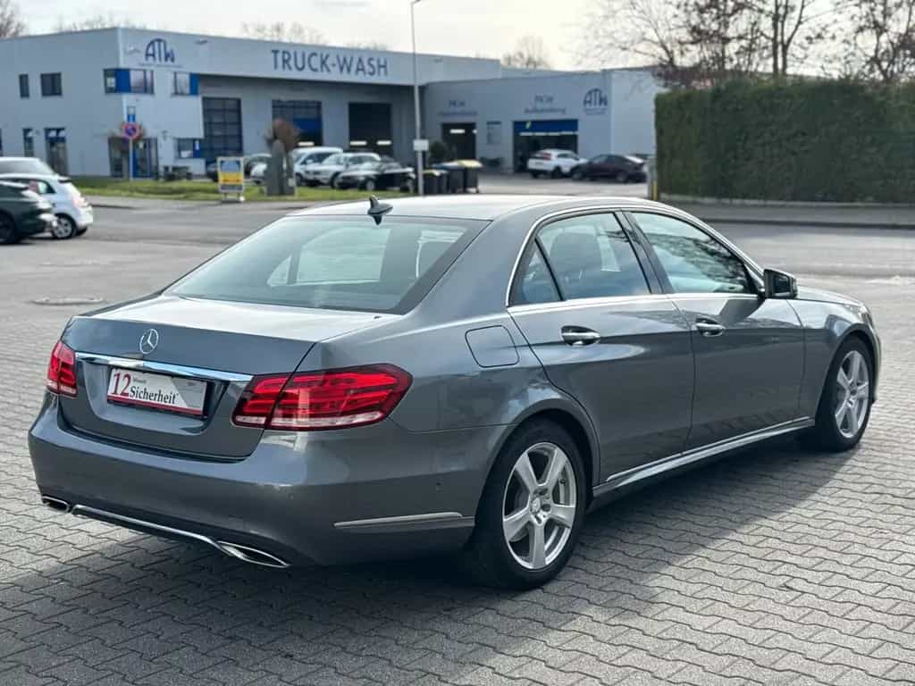 Mercedes-Benz E 350 E BlueTec Garantie* nur 81.000 km* 09/2015-photo-11